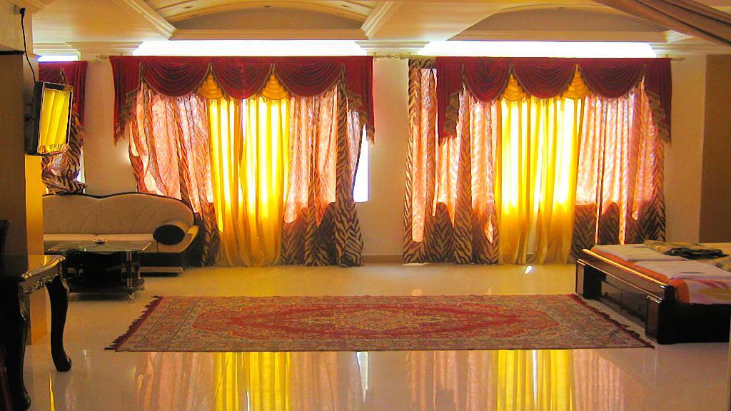 Hotel Sri Saravana Рамешварам Экстерьер фото